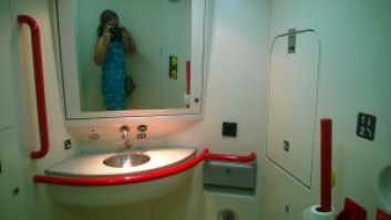 The handicapped bathrooms are large and airconditioned :)